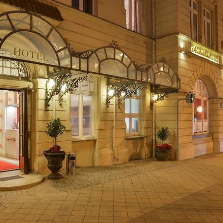 Altstadthotel Am Theater Котбус Екстер'єр фото